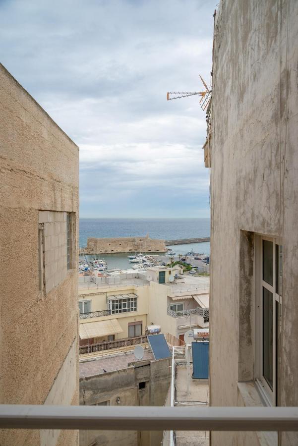 Penthouse Apartment In Downtown With Seaview 이라클리온 외부 사진